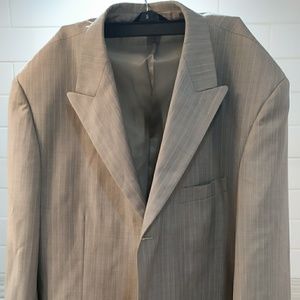 Men's suit
